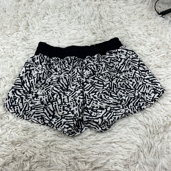Lululemon Tracker Shorts - Picture 3 of 6